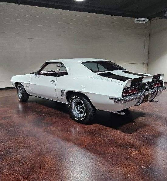 Chevrolet-Camaro-ss-396-1969-6