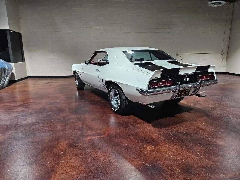 Chevrolet-Camaro-ss-396-1969-8