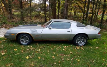 Chevrolet-Camaro-z28-1978