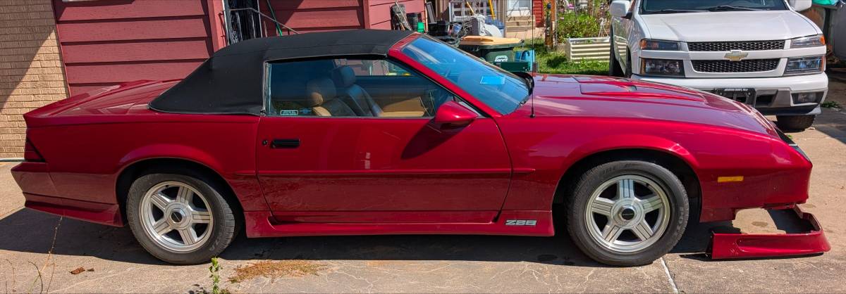 Chevrolet-Camaro-z28-convertible-1991-1