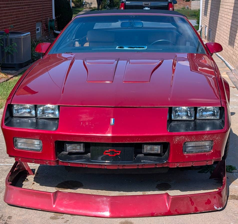 Chevrolet-Camaro-z28-convertible-1991-2