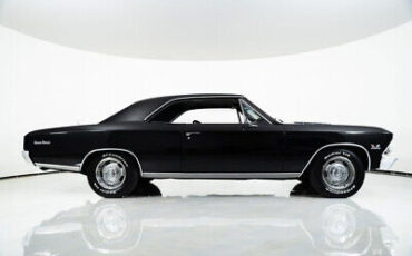 Chevrolet-Chevelle-Coupe-1966-10