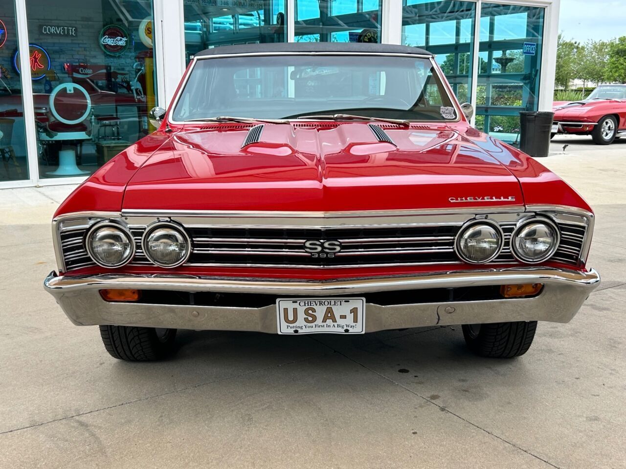 Chevrolet-Chevelle-Coupe-1967-1