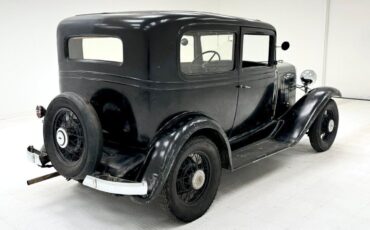 Chevrolet-Confederate-Berline-1932-4