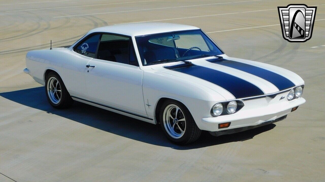 Chevrolet-Corvair-1966-9