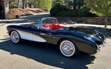 Chevrolet-Corvette-1957-8