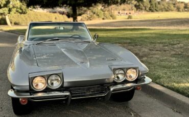 Chevrolet-Corvette-1967-2