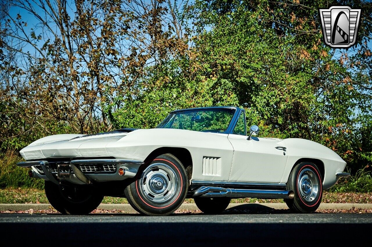 Chevrolet-Corvette-1967-2