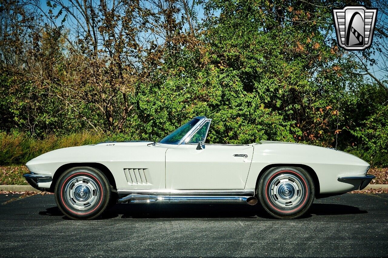 Chevrolet-Corvette-1967-3