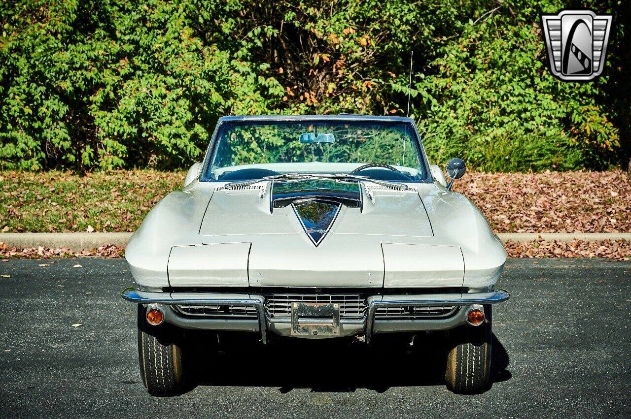 Chevrolet-Corvette-1967-9