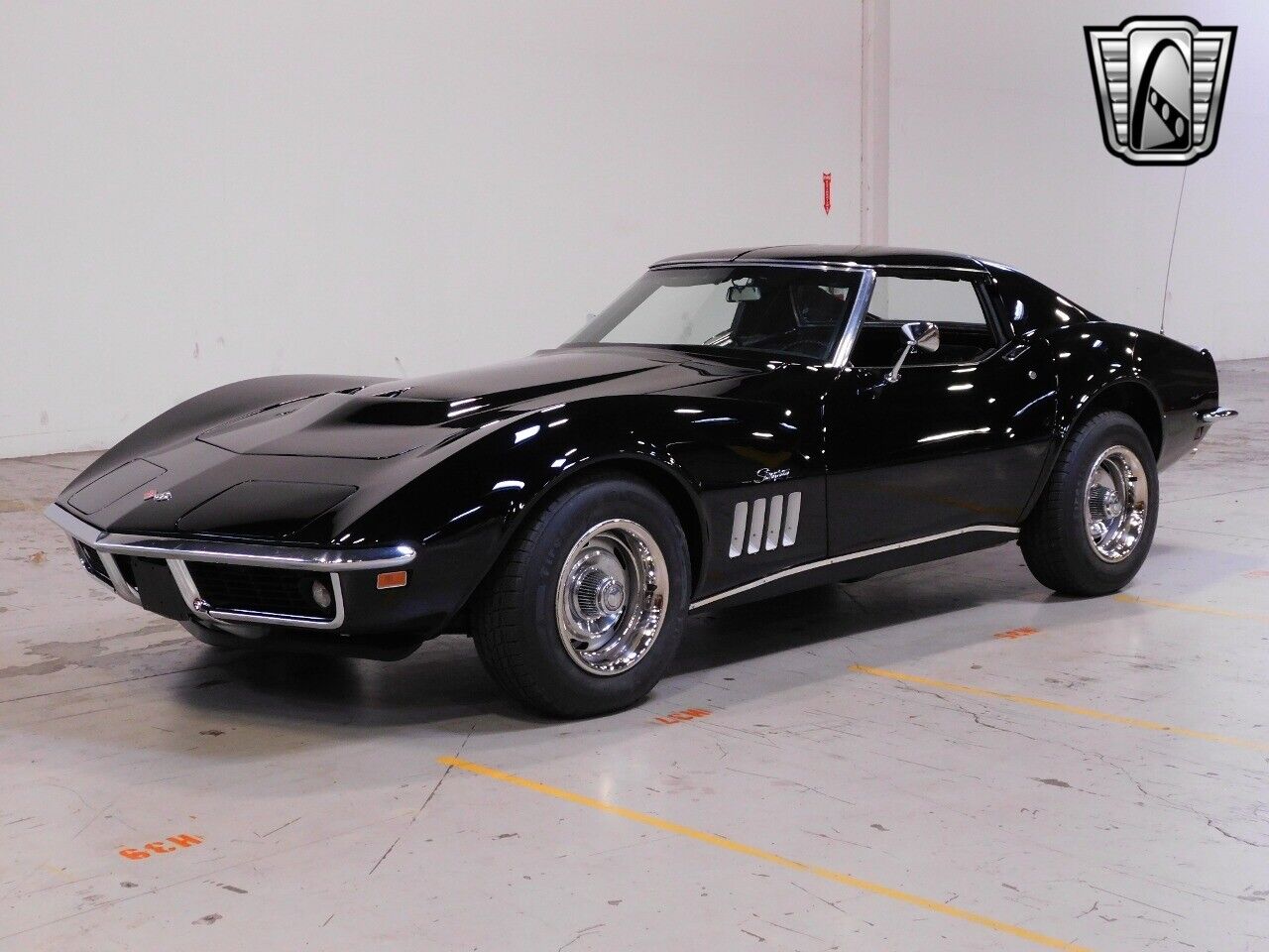 Chevrolet-Corvette-1969-2