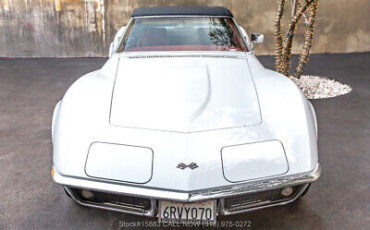 Chevrolet-Corvette-1969-8