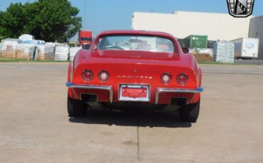 Chevrolet-Corvette-1970-3