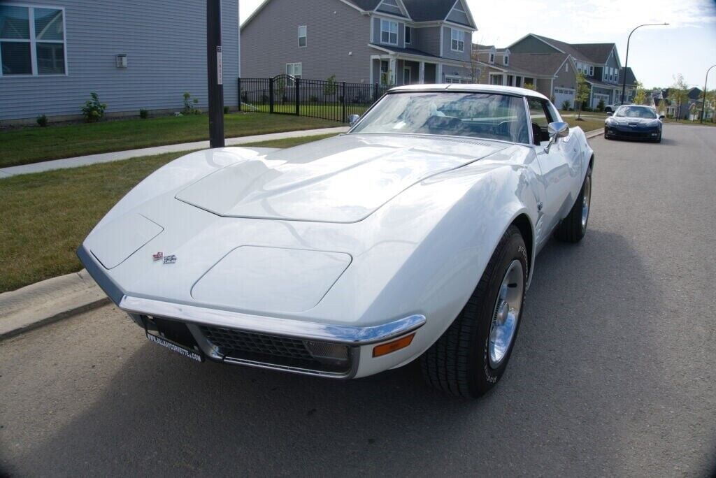 Chevrolet Corvette  year1}