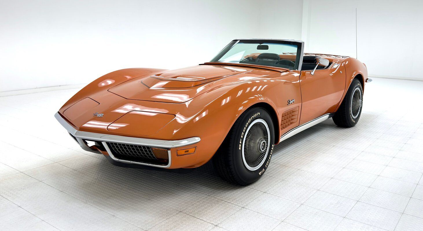 Chevrolet-Corvette-1972-1