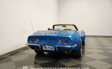 Chevrolet-Corvette-1972-11