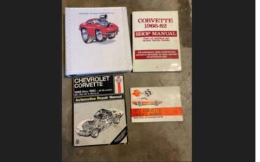 Chevrolet-Corvette-1972-19