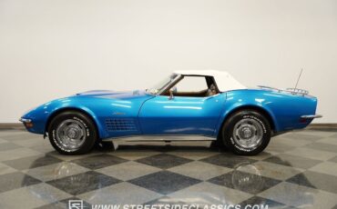 Chevrolet-Corvette-1972-2