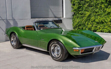 Chevrolet-Corvette-1972-3