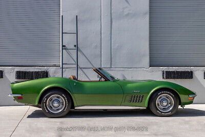 Chevrolet-Corvette-1972-4