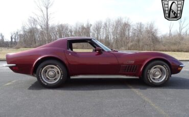 Chevrolet-Corvette-1972-6