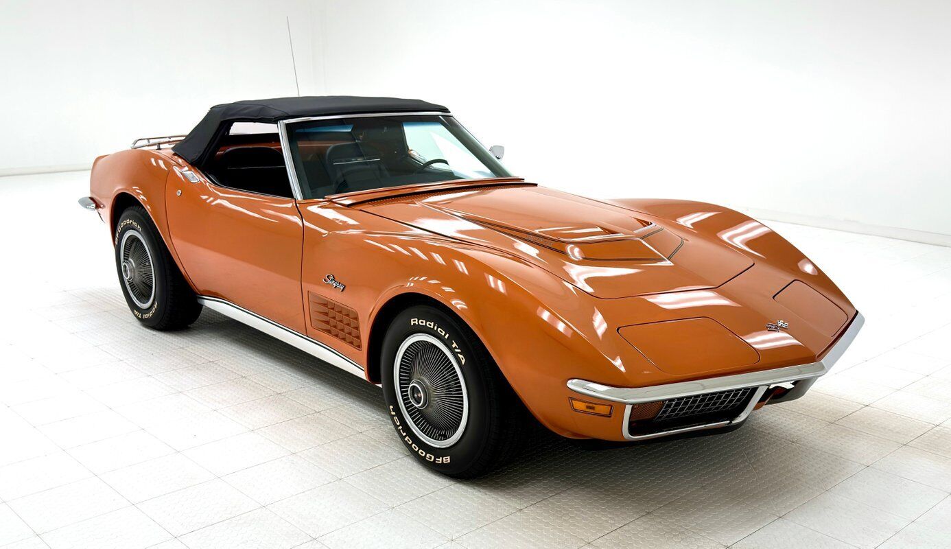 Chevrolet-Corvette-1972-9