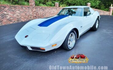 Chevrolet-Corvette-1973-5