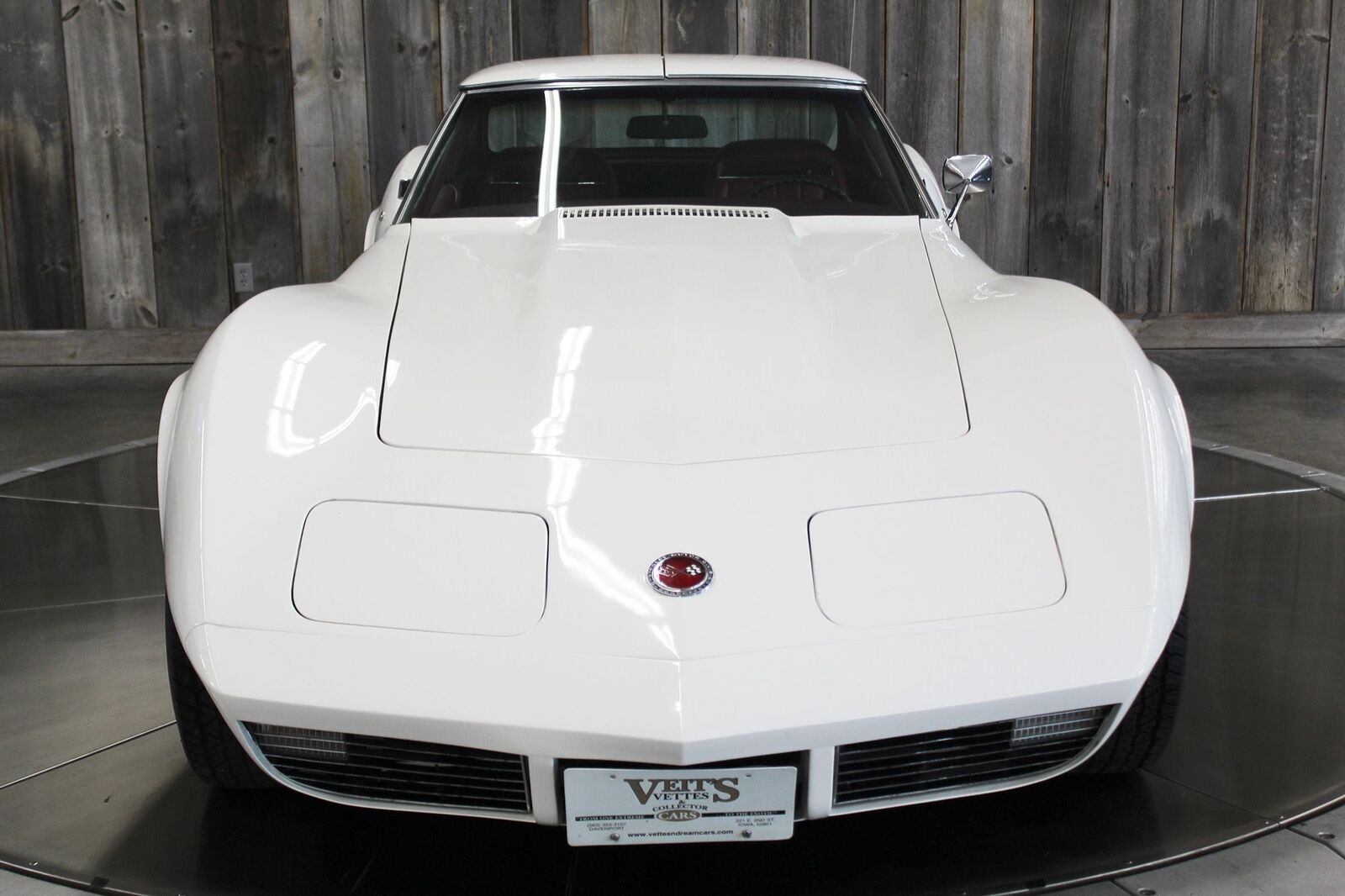 Chevrolet-Corvette-1973-6