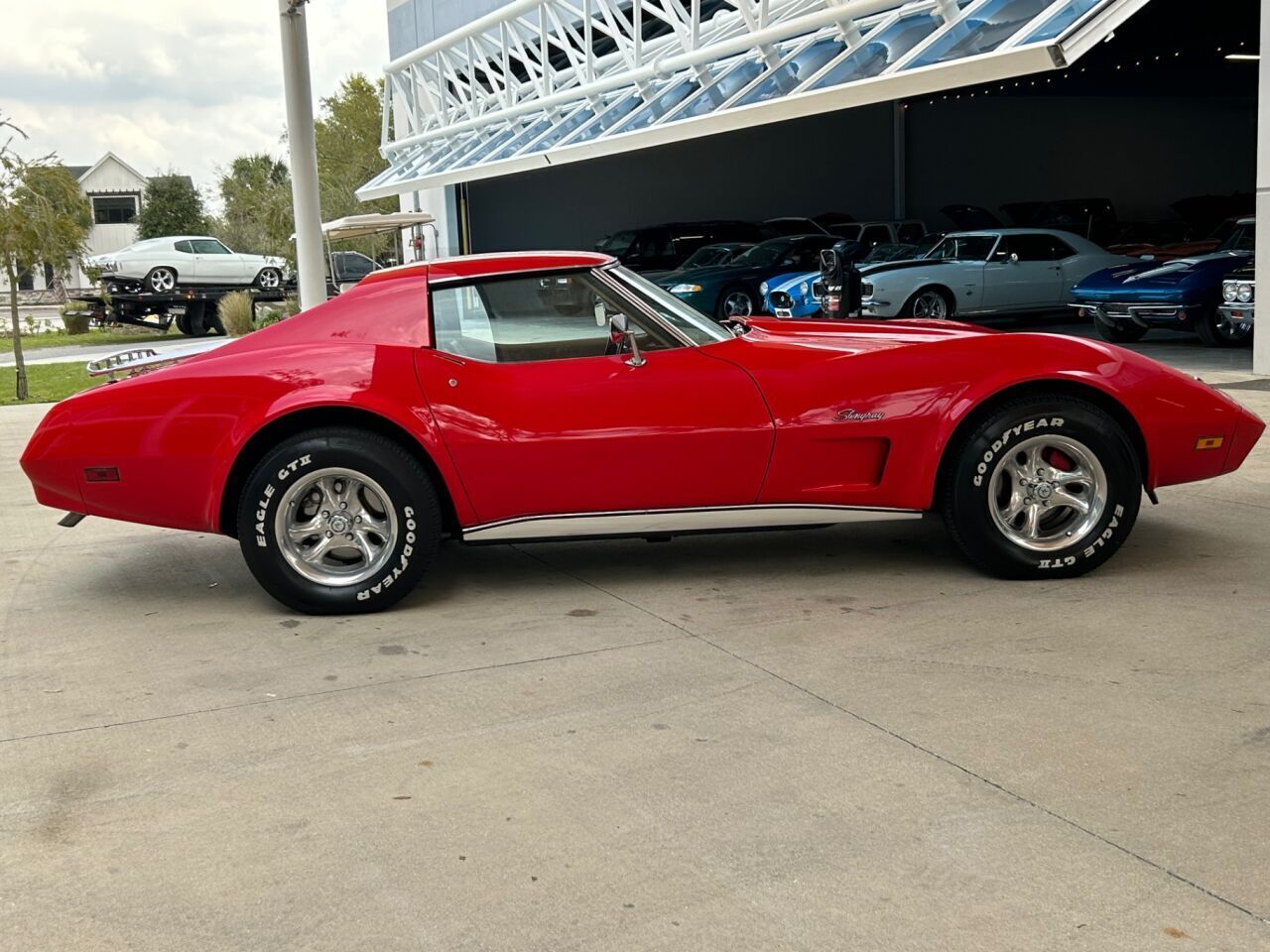 Chevrolet-Corvette-1974-4