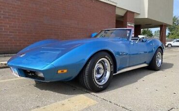 Chevrolet-Corvette-1974-6