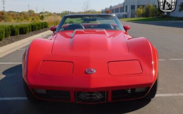 Chevrolet-Corvette-1974-7