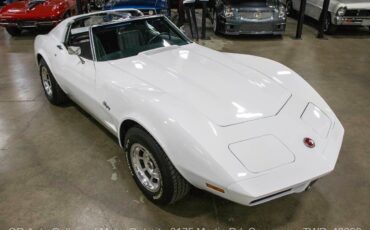 Chevrolet-Corvette-1974-8