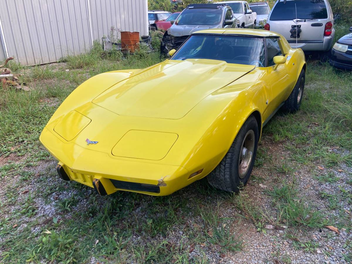 Chevrolet-Corvette-1977-11