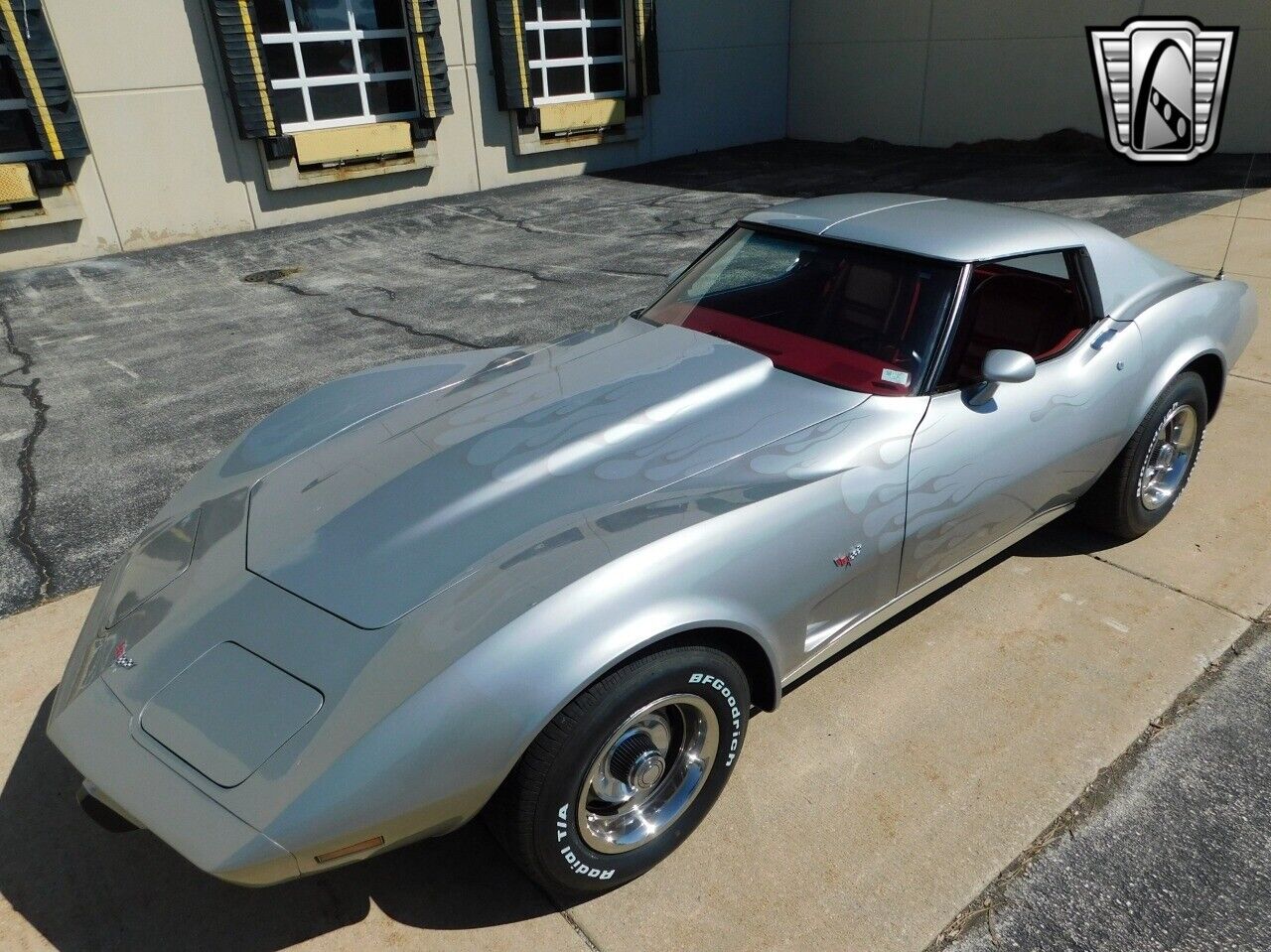 Chevrolet-Corvette-1977-2