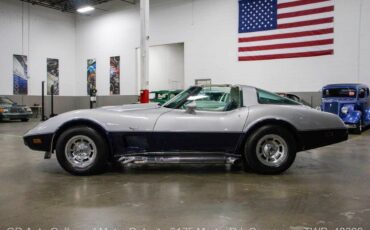 Chevrolet-Corvette-1978-2