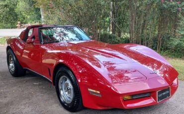 Chevrolet-Corvette-1980