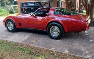 Chevrolet-Corvette-1980-4