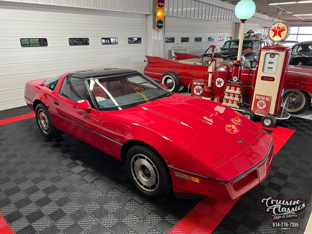 Chevrolet-Corvette-1984-1