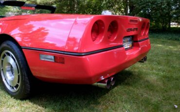 Chevrolet-Corvette-1987-7