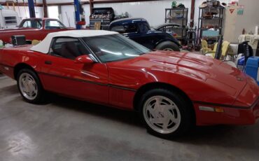 Chevrolet-Corvette-1988