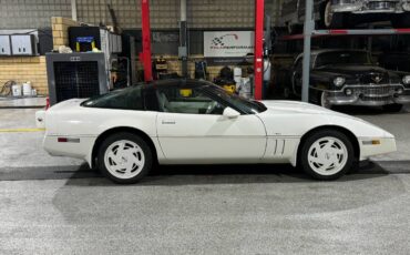 Chevrolet-Corvette-1988-2