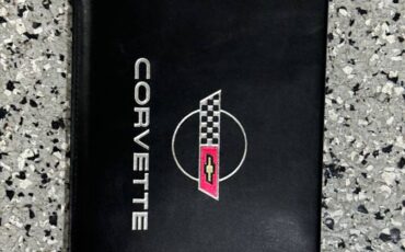 Chevrolet-Corvette-1988-20