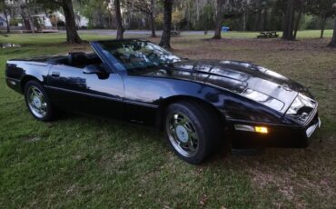 Chevrolet-Corvette-1989-5