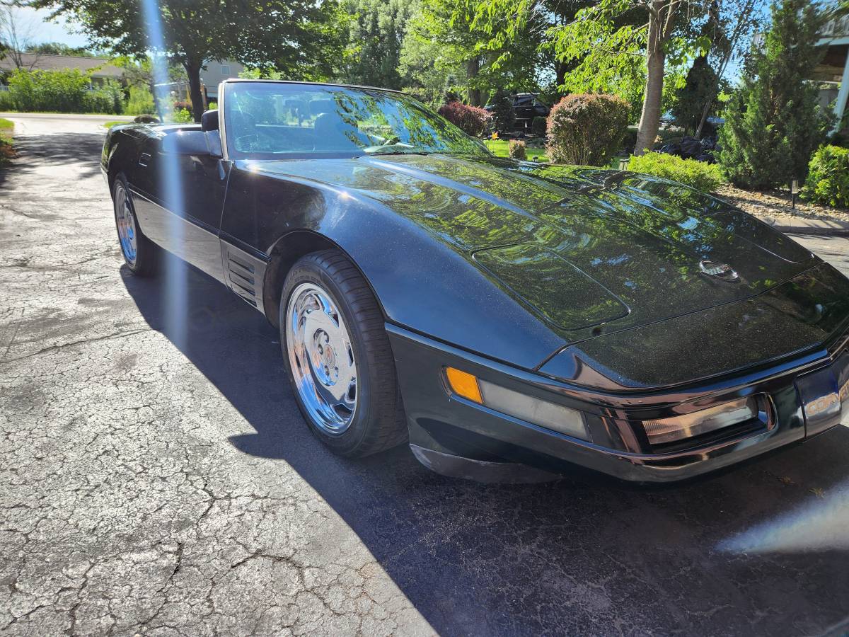 Chevrolet-Corvette-1991-2