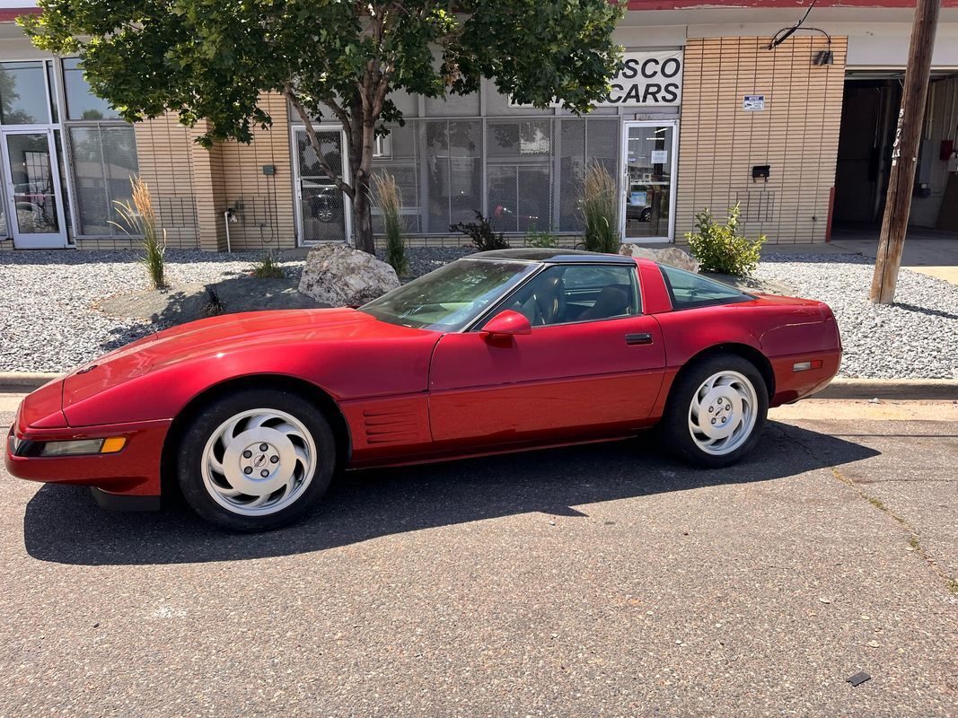 Chevrolet-Corvette-1994-13