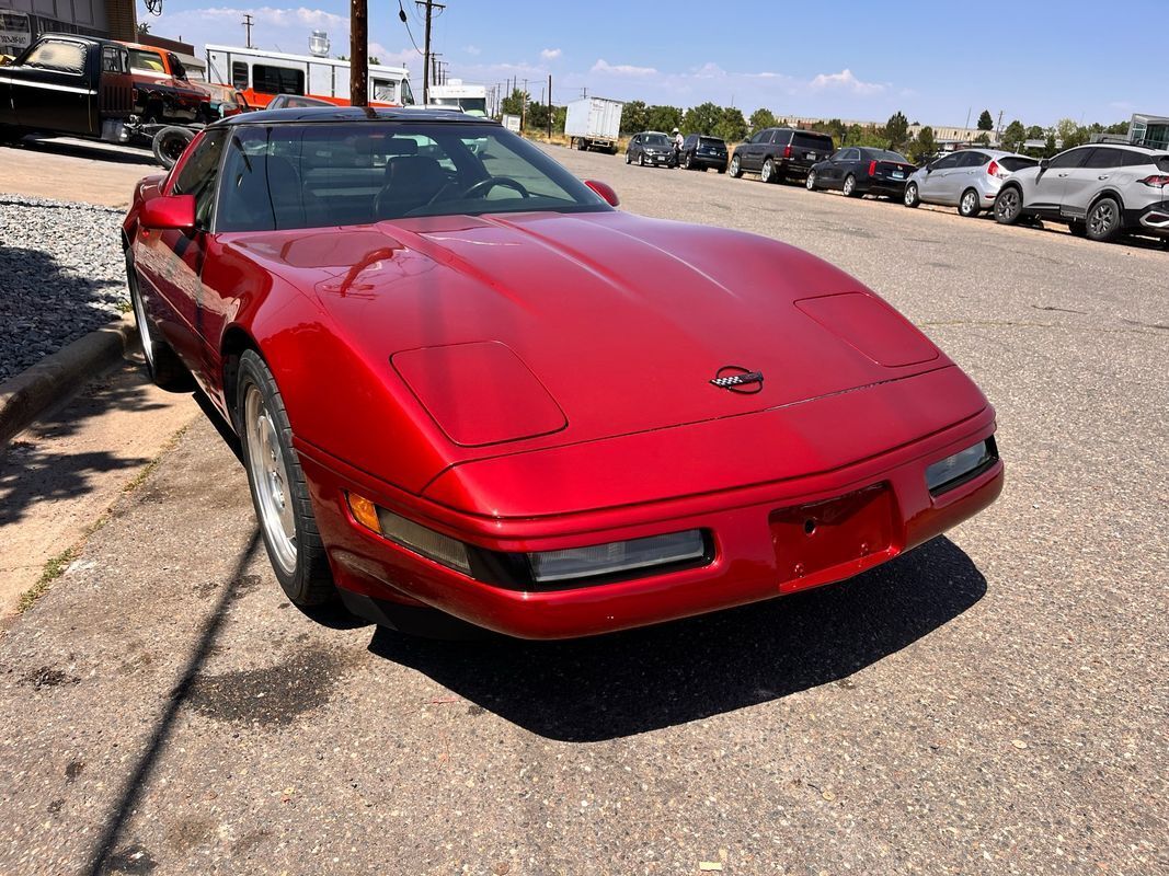 Chevrolet-Corvette-1994-27