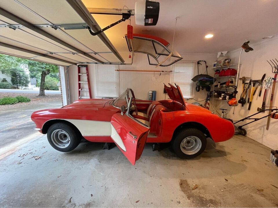 Chevrolet-Corvette-Cabriolet-1957-10