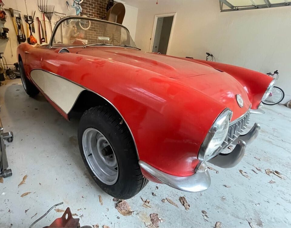 Chevrolet-Corvette-Cabriolet-1957-2