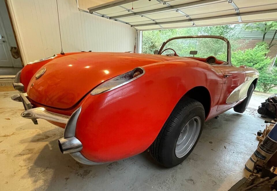 Chevrolet-Corvette-Cabriolet-1957-9