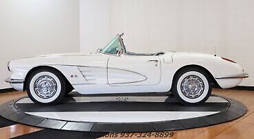 Chevrolet-Corvette-Cabriolet-1959-4